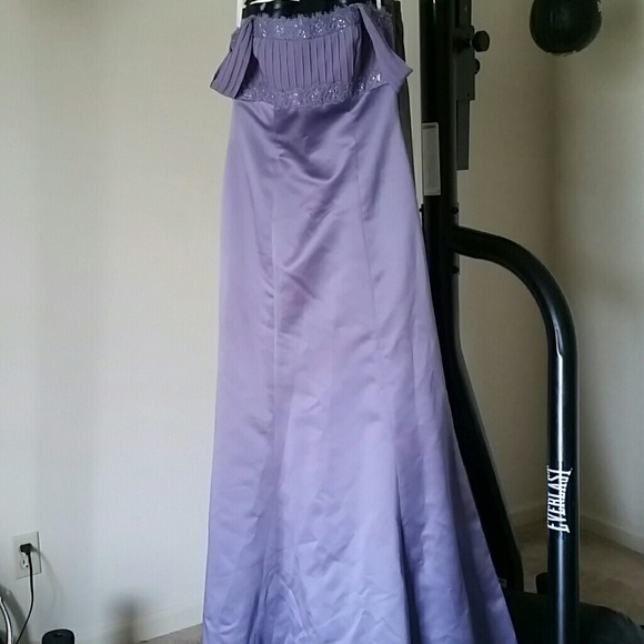 <<Gorgeous Lavender Dress>> - Picture 8 of 8